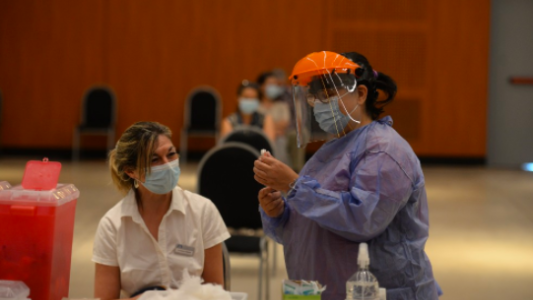 Vacunación en Córdoba: se aplicaron 17.360 dosis contra el Covid-19 este domingo