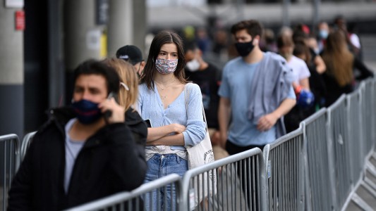 Reino Unido registró la cifra más alta de contagios desde enero