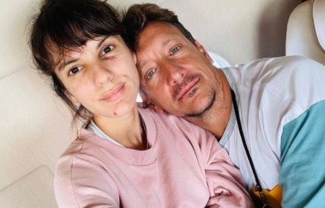 Nico Vázquez y Gimena Accardi volvieron al país después del derrumbe en Miami