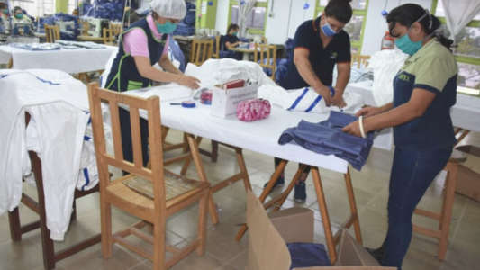 Otorgan ayuda económica de $11.000 a trabajadores de unidades productivas autogestionadas