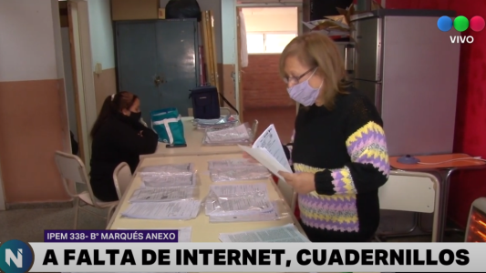 Cuadernillos y altoparlantes para combatir la deserción escolar