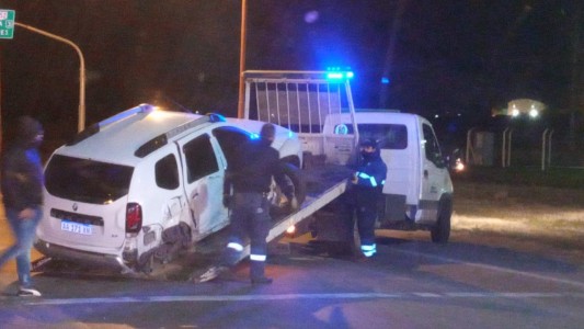 Manejaba alcoholizado y chocó contra un poste de luz en la Ruta 3