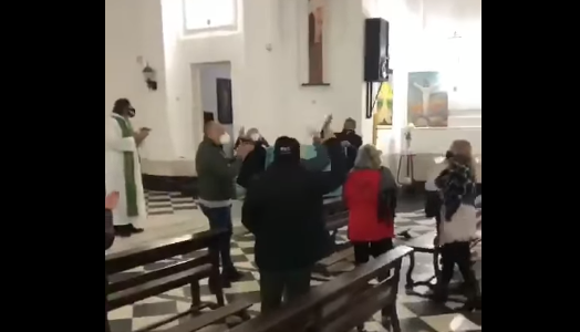 Cantaron la marcha peronista en una misa por el aniversario de la muerte del ex presidente