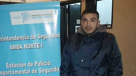 Una mujer se arrojó de un auto en marcha con sus hijos para escapar de su agresor