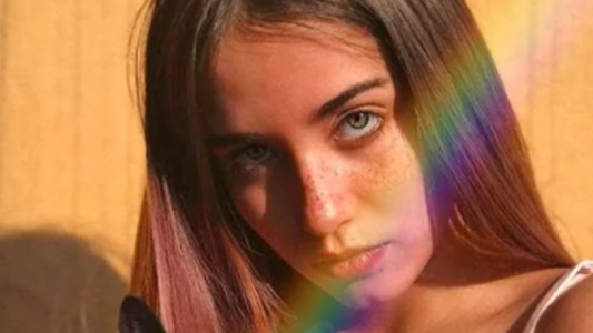 María Becerra logra récord de ventas