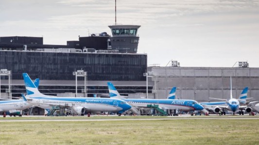 Un paro nacional afecta los vuelos de pasajeros