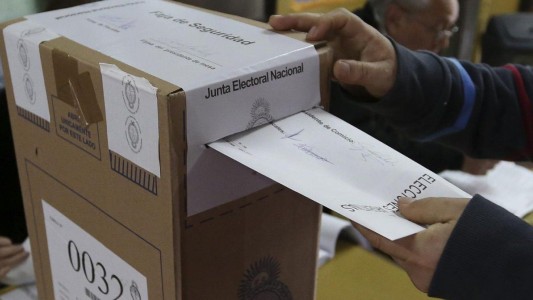 ¿Cómo quedaron agrupados los partidos políticos tras el cierre de alianzas?