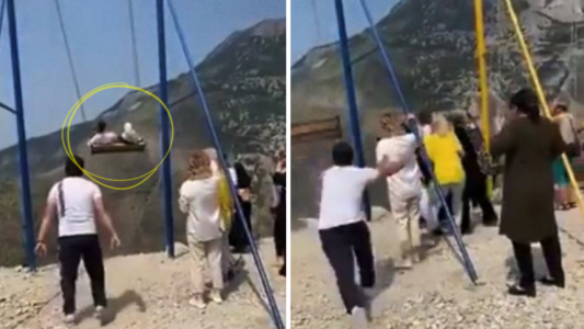VIDEO: el drámatico momento en el que dos chicas caen a un profundo precipicio mientras se hamacaban