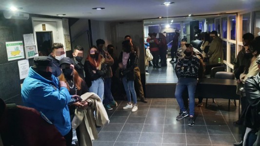 Clausuraron dos fiestas clandestinas en Villa Crespo