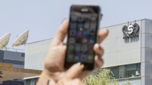 Escándalo mundial por espionaje a periodistas, activistas y opositores