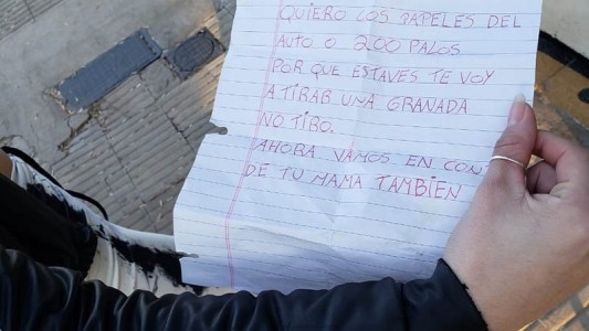 Rosario: "Dame los papeles del auto o 200 palos, si no te tiro una granada"