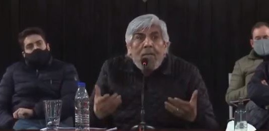 "Hay que tener agallas para conducir este club", dijo Hugo Moyano en asamblea de Independiente