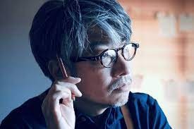 Despiden a responsable de la ceremonia inaugural de los Juegos por bromear sobre el Holocausto