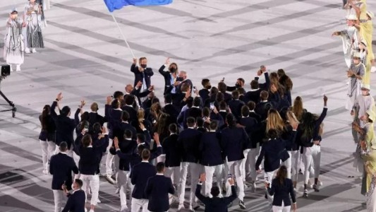 Así fue la entrada de Argentina en el desfile de apertura de los Juegos Olímpicos
