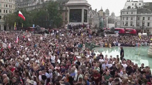 Protestas en Australia y Londres contra un nuevo confinamiento por coronavirus