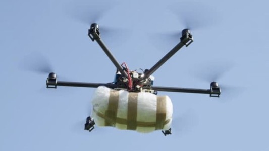 Los cárteles narcos se modernizan: ya usan drones con explosivos y de mulas
