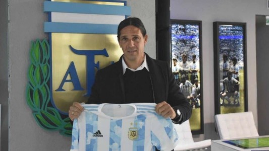 Germán Portanova fue anunciado como nuevo entrenador de la Selección femenina de fútbol