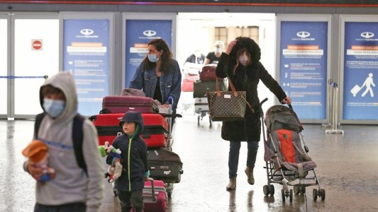 “Entre mediados de agosto y septiembre Argentina podría tener la tercera ola”, estima infectóloga