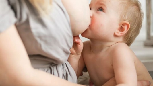 Semana de la "lactancia materna": cuáles son los beneficios de dar la teta