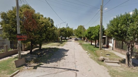 Forcejeó con un delincuente armado y su esposa murió de un disparo en el pecho