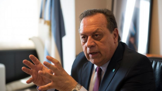 Santos busca bajar la espuma de la pelea interna, prometió campaña sin agravios