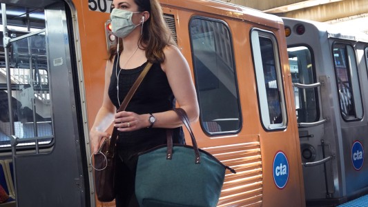 Las muertes por coronavirus en Estados Unidos aumentaron más de 39% en la última semana