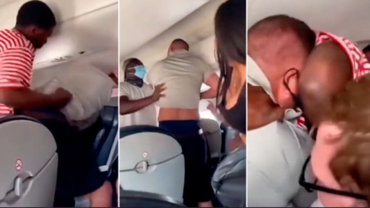 Dos pasajeros terminaron a las trompadas por el asiento en un avión