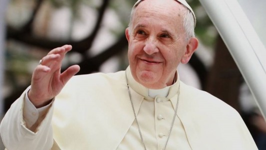 El papa Francisco sacó su "pase verde" sanitario
