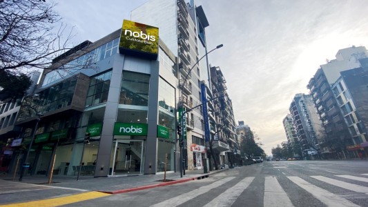 Nobis estrena nueva sede y presenta el rebranding de su marca