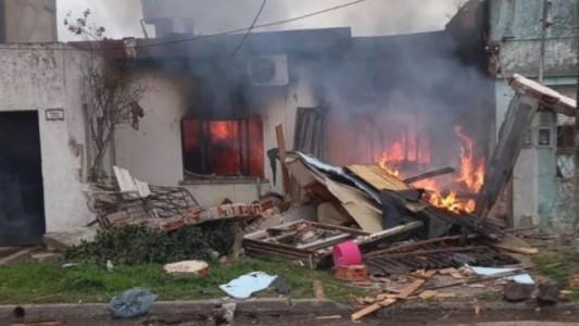 Estaba acusado de violar a su ex hijastra: provocó la explosión de la casa de su ex y murió