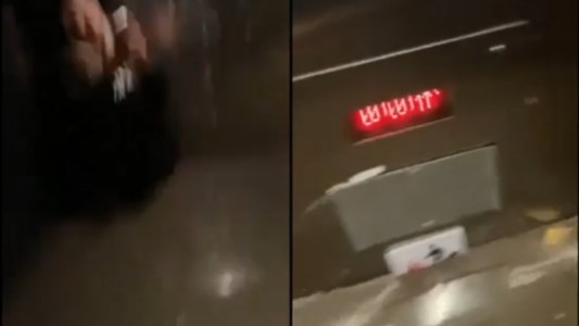Tres jóvenes se quedaron encerrados en un ascensor y se filmaron con el agua al cuello