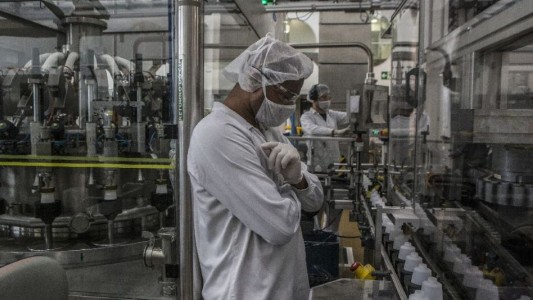 Repercusiones tras el pedido de que empleados no vacunados, no trabajen ni cobren