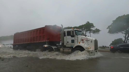 El ciclón Fred causa daños en islas del Caribe