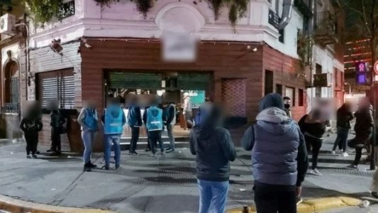 Clausuraron dos bares en Palermo por no cumplir con el aforo permitido y desbarataron una fiesta clandestina en Caballito
