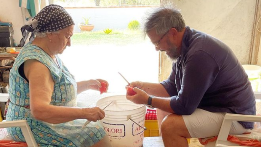 Donato De Santis de vacaciones en Italia: el emotivo reencuentro con su mamá
