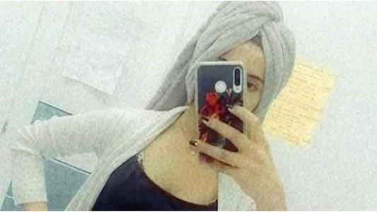 "La desmiembro en trozos pequeños y los tiramos": indignación por el asesinato de una joven que se negó a casarse con su primo