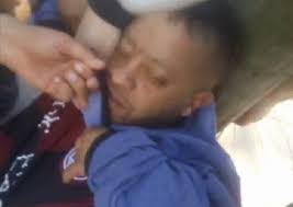 Video: hinchas de Aldosivi ataron a un poste a un hombre con la camiseta de Lanús