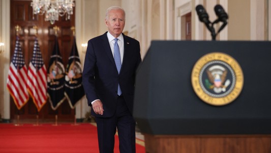 Joe Biden defendió la retirada de Afganistán y le envió un mensaje a los terroristas de ISIS-K: "Aún no hemos terminado con ustedes"