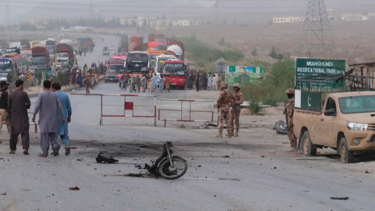 Atentado talibán en Pakistán deja 4 muertos y 17 heridos