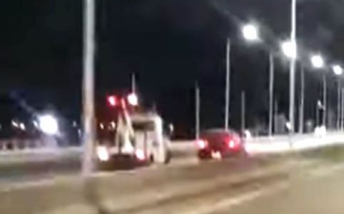 Video: Un anciano "perdido" manejó a contramano por la Ruta 40 en San Juan