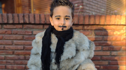 Tenía una fiesta de disfraces en el jardín y fue vestido como Ricky Fort: "Las mastras estaban descompuestas de la risa"