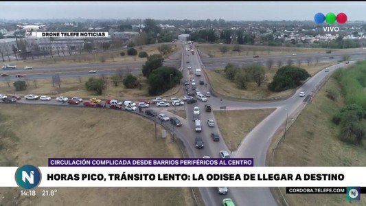 Horas pico, tránsito lento: La odisea de llegar a destino