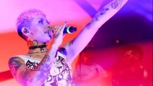 Cazzu se presentó por primera vez en Nueva York para reinaugurar el mítico SOBS