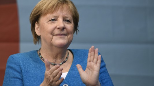 Partidos alemanes se lanzan a formar el primer Gobierno post-Merkel