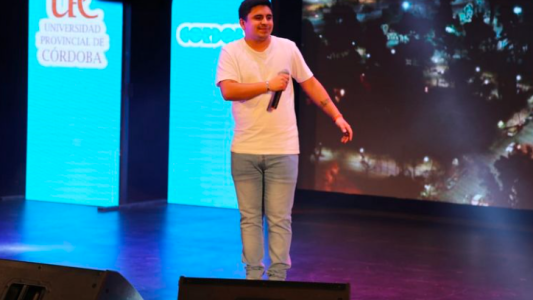 Francisco Benitez se presentó por primera vez en un escenario cordobés