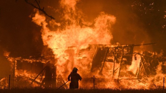Bomberos voluntarios de Sierras Chicas necesitan de la ayuda de todos: "Ponete el Casco"