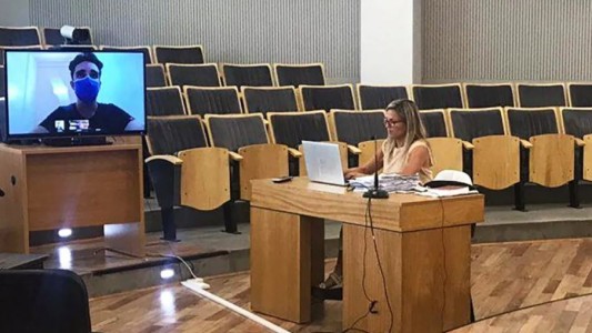 Imputan por homicidio simple al falso médico del COE