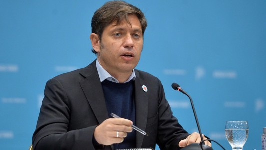 Kicillof se defendió de las críticas por los viajes de egresados gratuitos