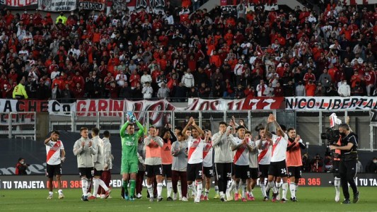 El Gobierno advierte a clubes: “Si no pueden controlar el aforo, volverán a jugar sin público”