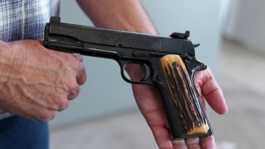 Subastarán armas y más de cien pertenencias de Al Capone